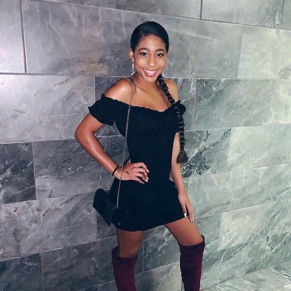 Dress - Picture 2 of 3